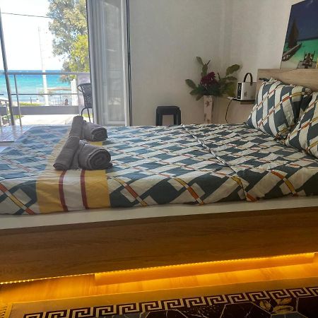 一线海景房seaview Apartment Artemida  Bagian luar foto