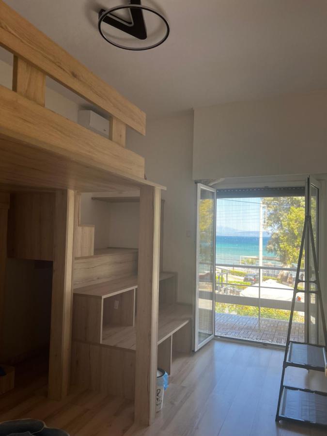 一线海景房seaview Apartment Artemida  Bagian luar foto